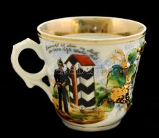 1906 Katona fiú által szüleinek ajándékozott, megszemélyesített, verses, katonákat és katonai jelene...