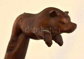 Faragott, vaddisznót ábrázoló markolatú, erdész és túra bot, szép állapotban. 98 cm