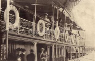 1905 Abbazia, Tátra egycsavaros tengeri személyszállító gőzhajó, utasok / Tátra sea passenger steamship in Abbazia, passengers, Atelier Betty photo (EK)