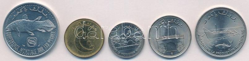 Comore-szigetek 1975-1992. 5Fr-100Fr (5xklf) T:1-
Comoros 1975-1992. 5 Francs - 100 Francs (5xdiff)...