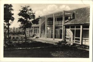 Tahitótfalu, Tahi; Gragger villa (EK)