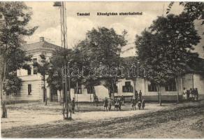Tamási, Községháza, utcakép (EK)