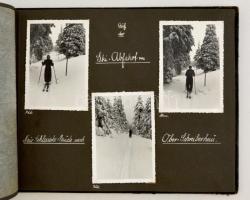 1938-1939 Német katona fotóalbuma, benne 127 db fotóval, benne részben katonafotóval, részben a pihe...