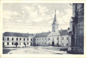 Szepesváralja, Spisské Podhradie; Kirchdrauf / Preparandia a Seminár / Szeminárium, papnevelde udvara / seminary, theological college, courtyard