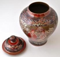 Zsolnay fedeles váza távol keleti jelenettel,kézzel festett lüszter mázzal, jelzett (Geuber Borbála)...