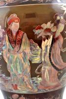 Zsolnay fedeles váza távol keleti jelenettel,kézzel festett lüszter mázzal, jelzett (Geuber Borbála)...