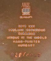 Zsolnay fedeles váza távol keleti jelenettel,kézzel festett lüszter mázzal, jelzett (Geuber Borbála)...