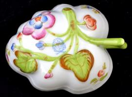 Herendi virágmintás reggeliző készlet: kiöntő, kancsó, 2 db csésze+alj, kistálka, tál, kézzel festet...