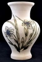 Bod Éva (1924-2004): Virág mintás váza, jelzett, karcolt festett kerámia, hajszál repedésekkel, m:28 cm