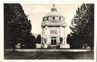 Krasznahorkaváralja, Krásnohorské Podhradie; Andrássy Mauzóleum. Fuchs József kiadása / mausoleum