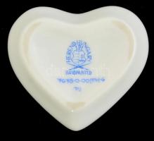 Herendi szív alakú kistál, kézzel festett, jelzett, hibátlan, 5×5,5 cm