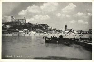 Pozsony, Pressburg, Bratislava; Duna sor, vár, gőzhajó / Danube, castle, steamship (EK)