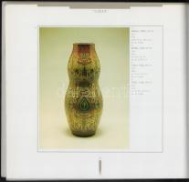 Keramika Zsolnay. Zagreb, 1989, MGC Gradec. Horváth nyelvű kiállítási katalógus. Gazdag képanyaggal,...