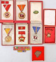 Vegyes: 7db-os szocialista kitüntetés és emlékérem tétel