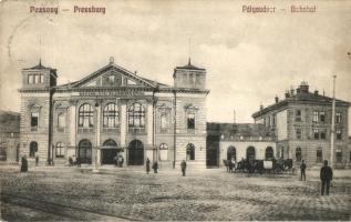 Pozsony, Pressburg, Bratislava; vasútállomás, pályaudvar / Bahnhof / railway station  (Rb)