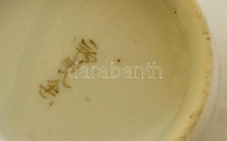 Jelzett távol keleti kis kiöntő, kézzel festett, jelzett, kopott, m: 10 cm