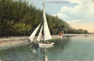 Balatonfüred, Part, vitorlás, jacht (felületi sérülés / surface damage)
