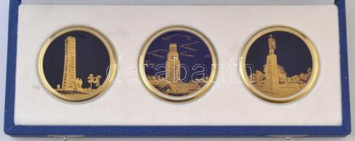 NDK DN 3db klf porcelán emlékérem dísztokban, hátoldalán Weimar-Kobalt jelzés (64mm) T:1 GDR ND 3pcs of diff porcelain commemorative medallions in original case, with Weimar-Kobalt marking on reverse (64mm) C:UNC