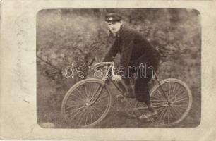 1907 Budapest II. Pesthidegkút, kerékpáros férfi / man on bicycle. photo (szakadás / tear)