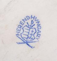 Herendi tétel: 14 db, főleg Viktória mintás tárgyak, egyiken apró lepattanás, jelzettek