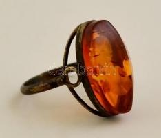 Ezüst gyűrű borostyán kővel 3,4 g / Silver ring with amber stone