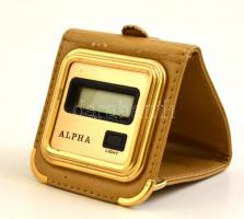 Alpha összecsukható utazó óra, műbőr tokban, elemcserére szorul, 7,5×7,5 cm