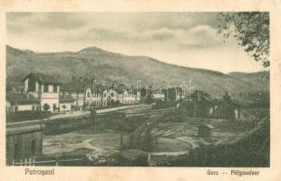 Petrozsény, Petrosani; pályaudvar, vasútállomás, ipari vasút / Gara / Bahnhof / industrial railway station  (EK)