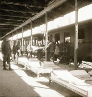 cca 1942 Katonai kórházvonat Budapest és Kijev között, 13 db vintage negatív Thöresz Dezső (1902-196...