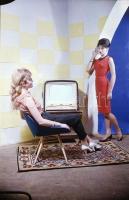 cca 1965 Reklámfotók a TV készülék népszerűsítésére, 9 db vintage negatív Kotnyek Antal (1921-1990) ...