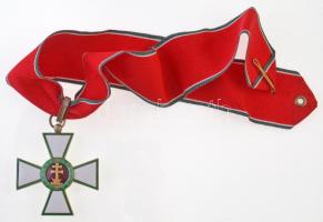 1935-1945. "A Magyar Érdemkereszt II. osztálya - A Magyar Érdemrend középkeresztje hadiszalagon...