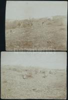 cca 1914-1918 Rohamcsapatok előrenyomulása, 2 db fotó 8,5×11,5 cm