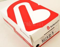 3 db bontatlan VHS kazetta: Maxell és Fuji 240 percesek