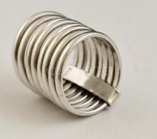 Ezüst(Ag) nyolcszoros gyűrű, jelzett, méret: 52, nettó: 11,1 g
