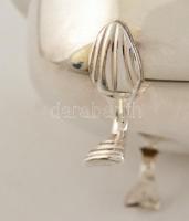 Ezüst(Ag) ovális tálka, jelzett, 11,6×7,7 cm, nettó: 69,3 g