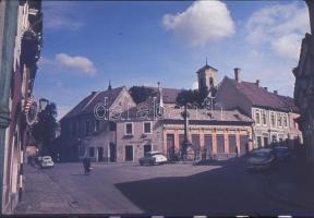 cca 1960-1970 Szentendre, utcaképek, 8 db színes diapozitív kép, 3,5×3,3 cm