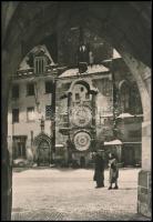 cca 1950 Prága, Orloj télen, Óvárosi tér, fotó, 21x14 cm.