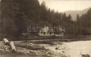 ~1910 Felsővisó, Viseu de Sus; Vasér partja / Vaser riverbank. photo