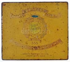 Vegyes: 40db-os bárca, kaszinó zseton, játékpénz és emlékérme tétel kis fém dobozban T:vegyes