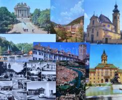 Egy doboznyi MODERN külföldi képeslap / A box of modern European town-view postcards