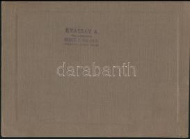 1926 Bp., Kéményseprők családtagjaikkal a Flórián ünnepen, kartonra kasírozva, feliratozott, pecsétt...