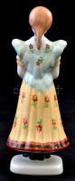 Hollóházi népviseletbe öltözött lány, kézzel festett, jelzett, kis kopásnyomokkal, m: 16 cm
