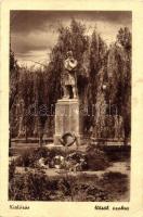 58 db főleg régi magyar és külföldi városképes lap; vegyes minőség / 58 mainly pre-1945 Hungarian an...