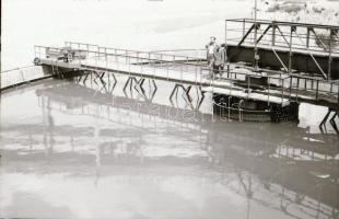 cca 1954 Sztálinváros épül, 90 db vintage negatív Ék Sándor (1902-1975) festőművész és fotóriporter ...