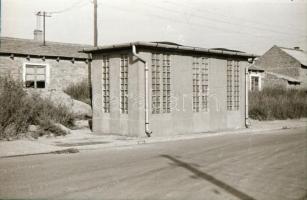 cca 1954 Sztálinváros épül, 90 db vintage negatív Ék Sándor (1902-1975) festőművész és fotóriporter ...