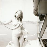 cca 1986 Velencei-tó, a nádasoknak rejtekén, 9 db vintage negatív, 6x6 cm