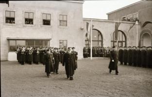 cca 1962 Hatvan, vasutasok eskütétele és avatása, 6 db vintage negatív, 6x9 cm