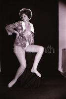 cca 1974 Télen-nyáron, éjjel-nappal, szolidan erotikus felvételek, 26 db vintage negatív, 24x36 mm