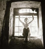 cca 1988 Menesdorfer Lajos (1941-2005) budapesti fotóművész hagyatékából 10 db vintage negatív, 6x6 ...