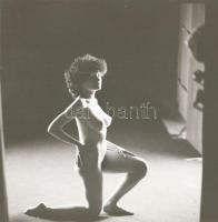 cca 1985 Menesdorfer Lajos (1941-2005) budapesti fotóművész hagyatékából pecséttel jelzett vintage f...