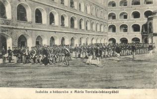 1914 Budapest IX. Mária Terézia laktanya, indulás a háborúba, katonák az udvaron